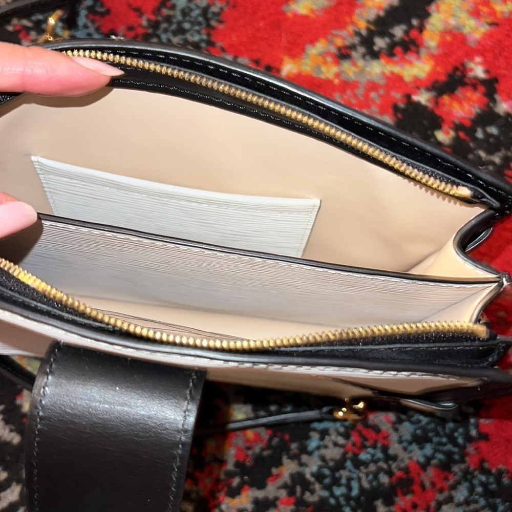 Louis Vuitton Black & White Epi Leather Trunk Clutch with Dustbag - Picture 9 of 10